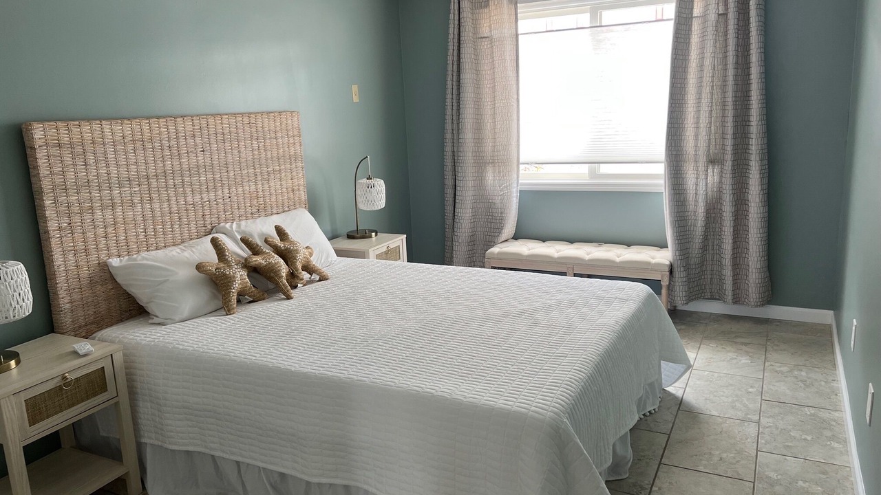 Photo of Bedroom in Beach Haven West