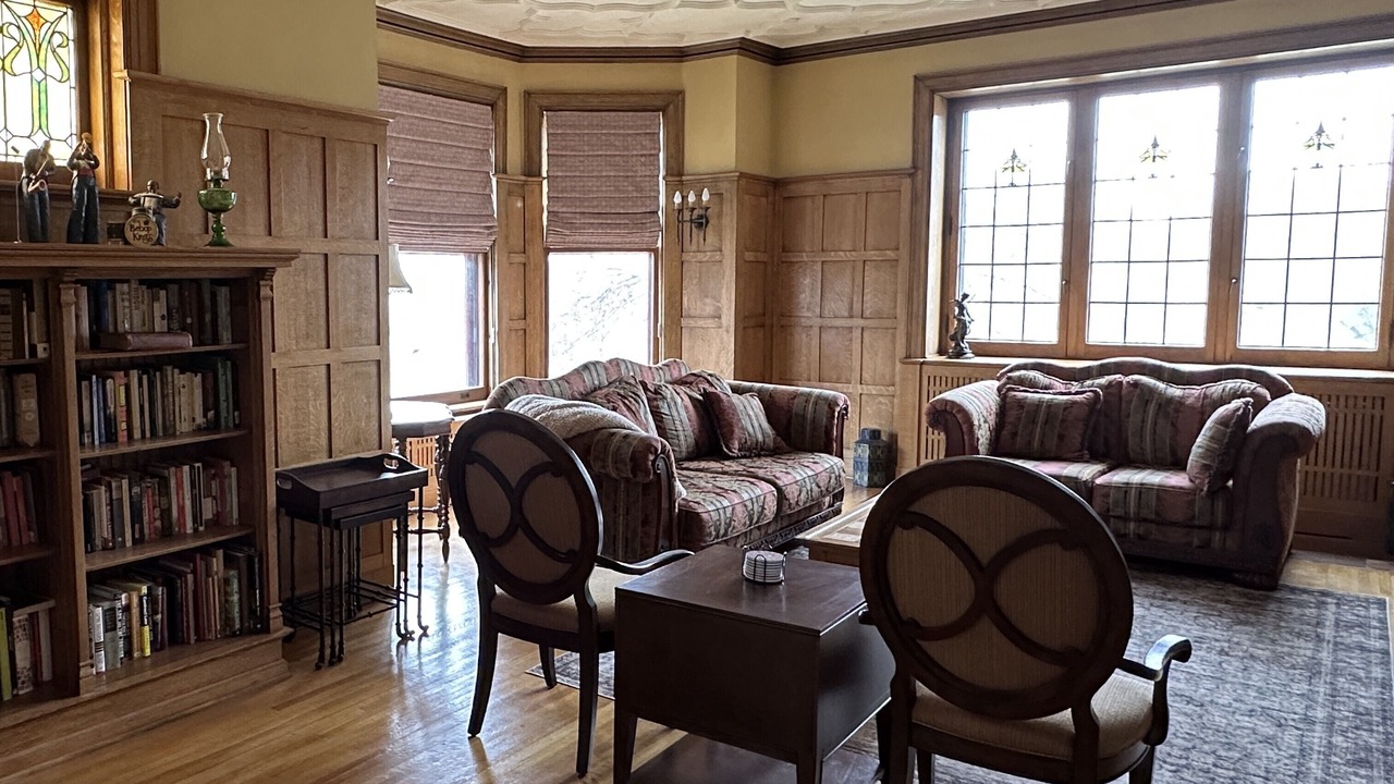 Photo of Livingroom in Davenport
