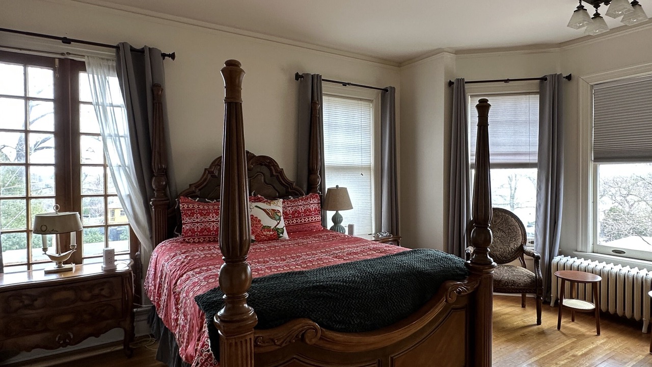 Photo of Bedroom in Davenport