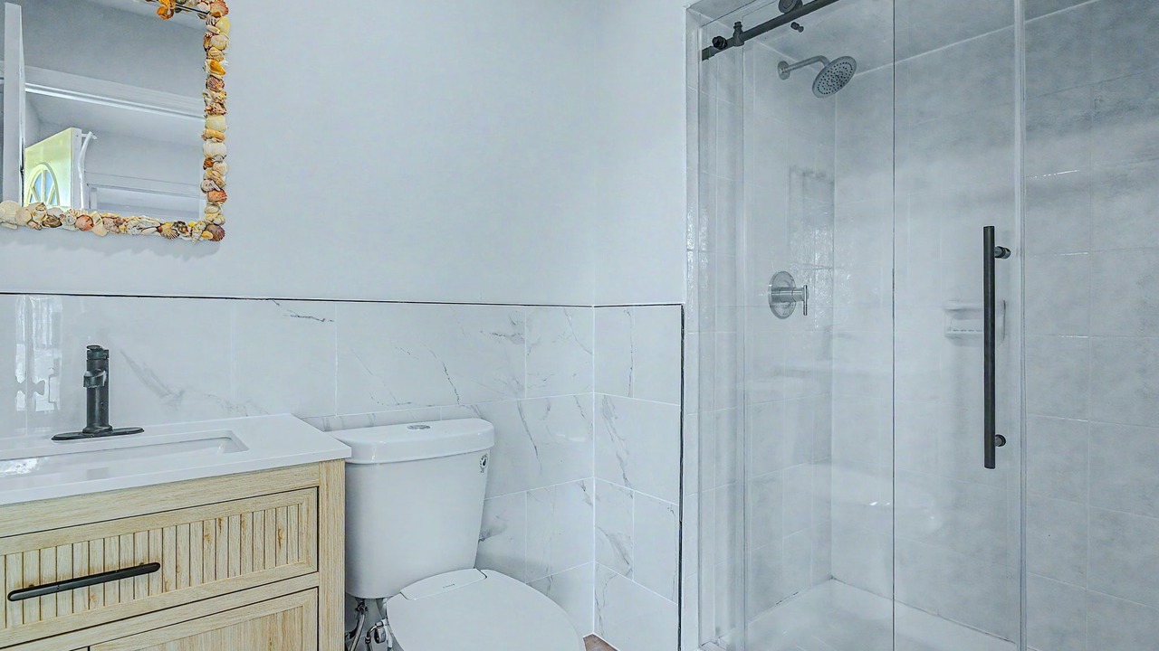 Photo of Bathroom in Keansburg