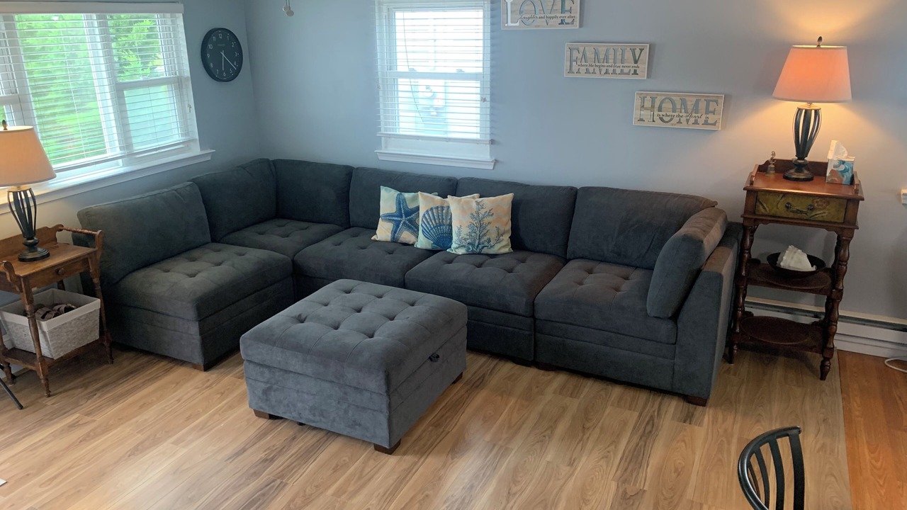 Photo of Livingroom in Beach Haven West