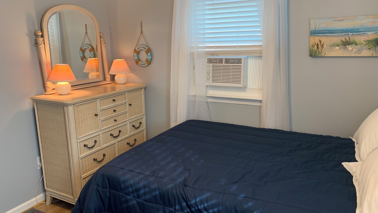 Photo of Bedroom in Beach Haven West