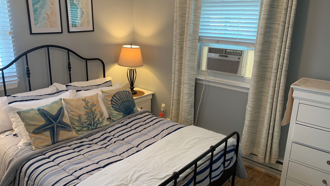 Photo of Bedroom in Beach Haven West