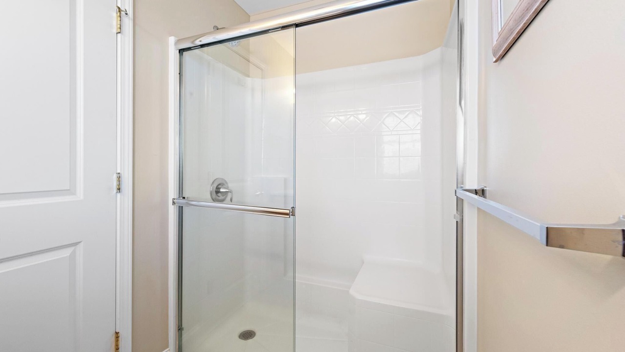 Photo of Bathroom in Beach Haven Gardens