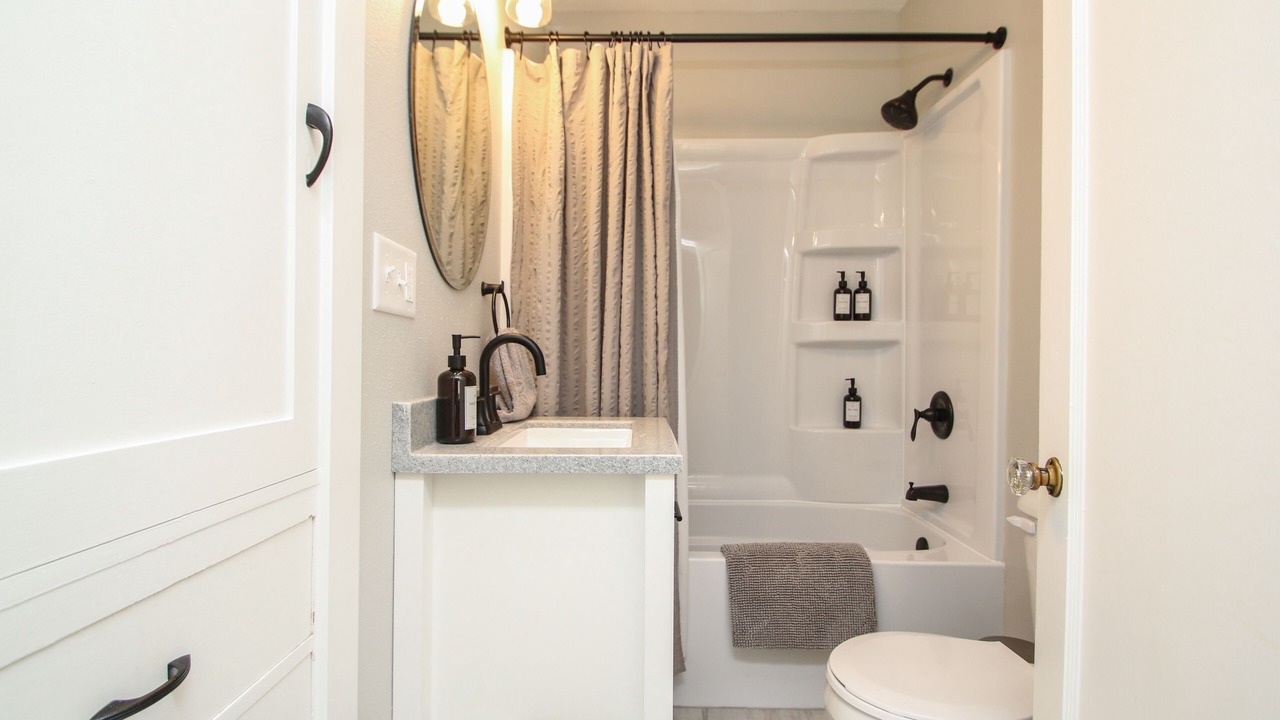 Photo of Bathroom in Burbank