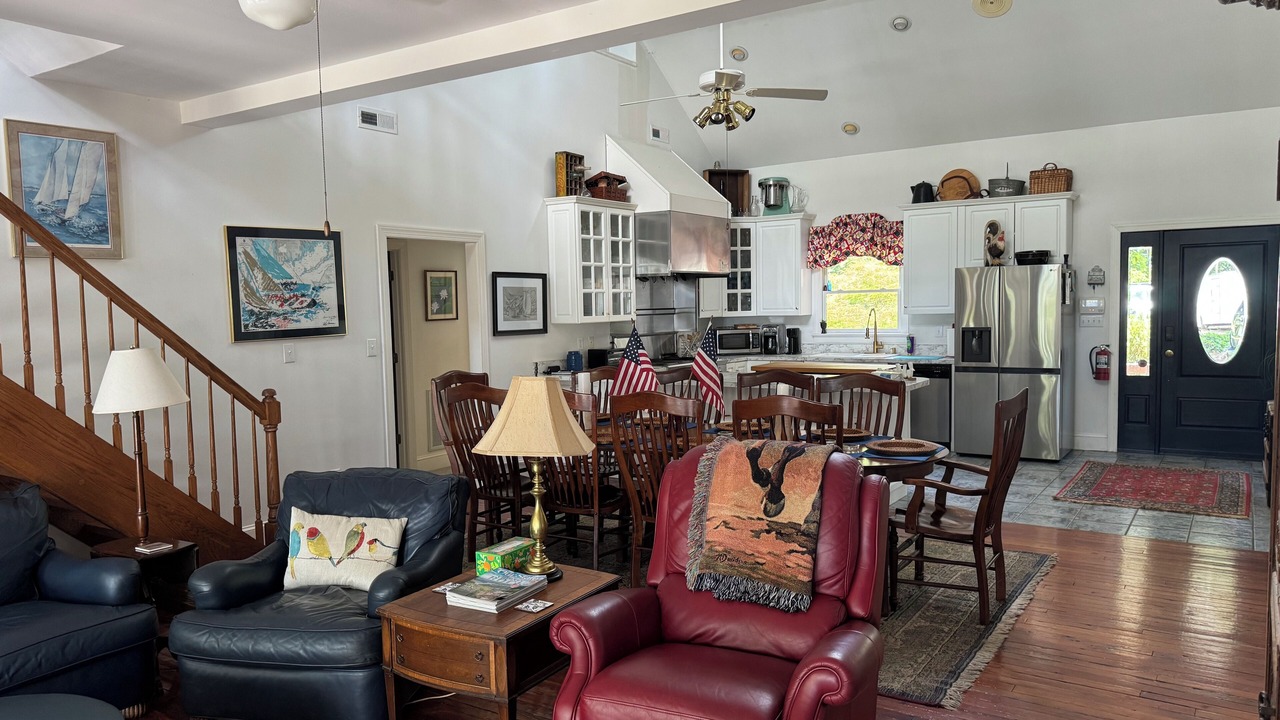 Photo of Livingroom in Lake Waccamaw