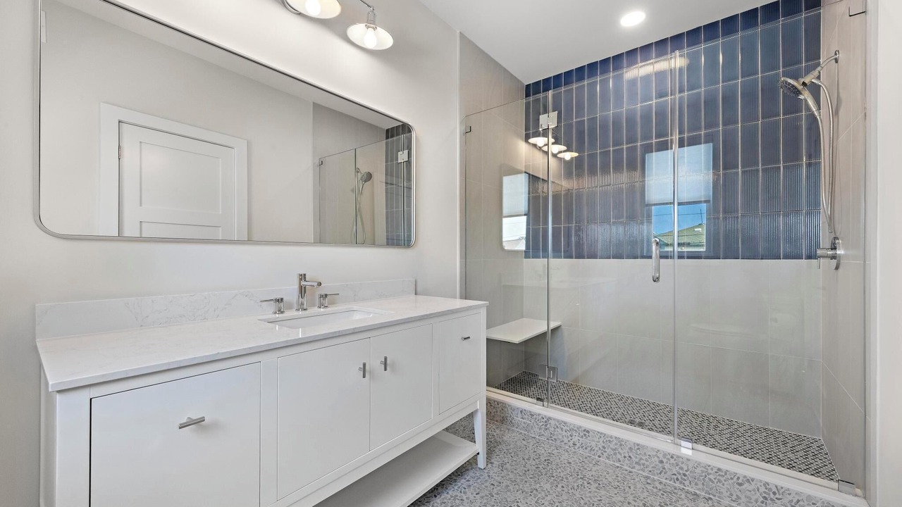 Photo of Bathroom in Surf City