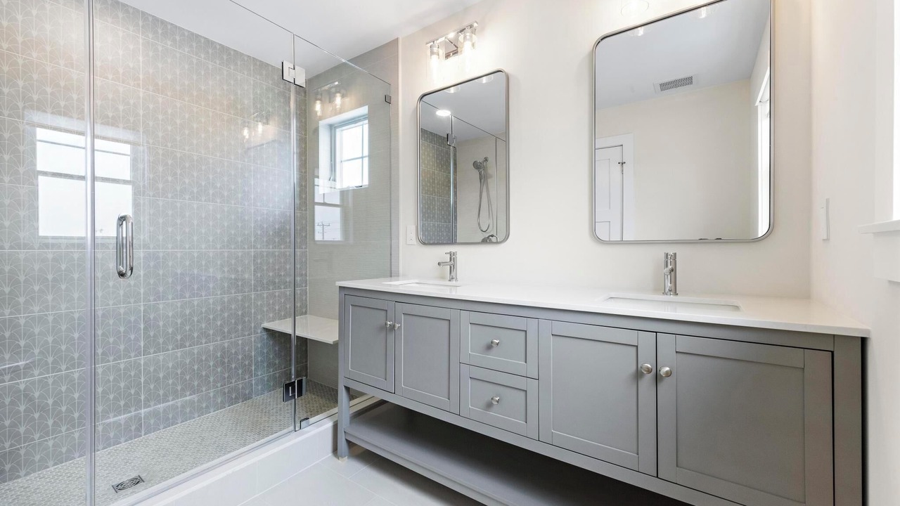 Photo of Bathroom in Surf City