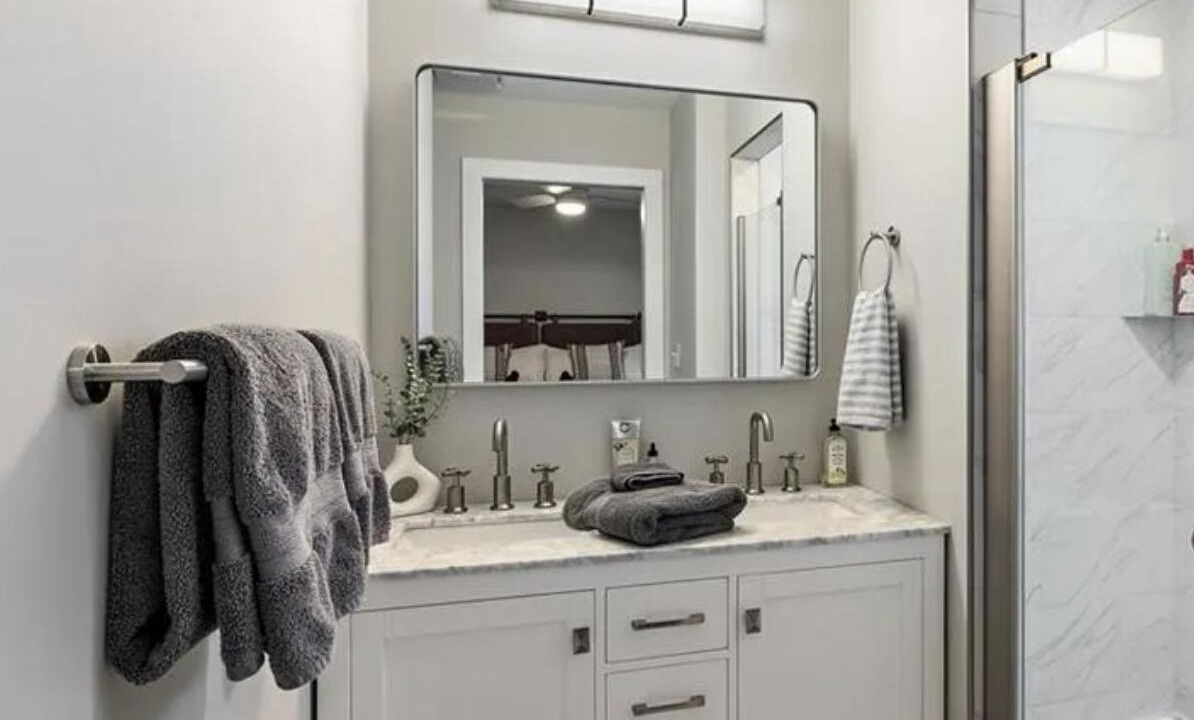 Photo of Bathroom in Charter Hills