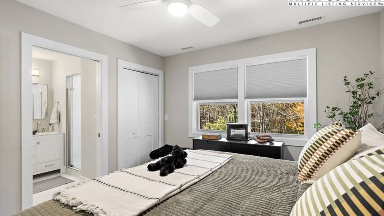 Photo of Bedroom in Charter Hills