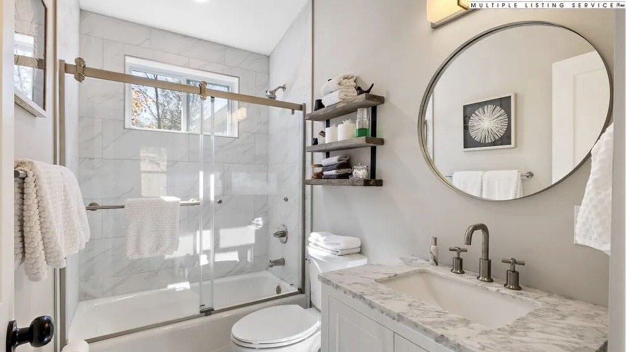 Photo of Bathroom in Charter Hills