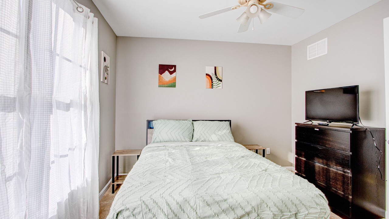 Photo of Bedroom in Rossville
