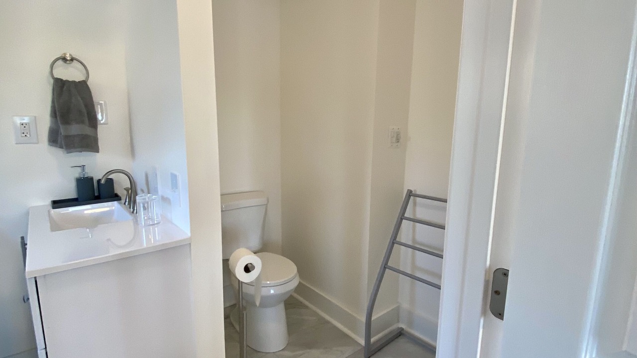 Photo of Bathroom in Kabletown