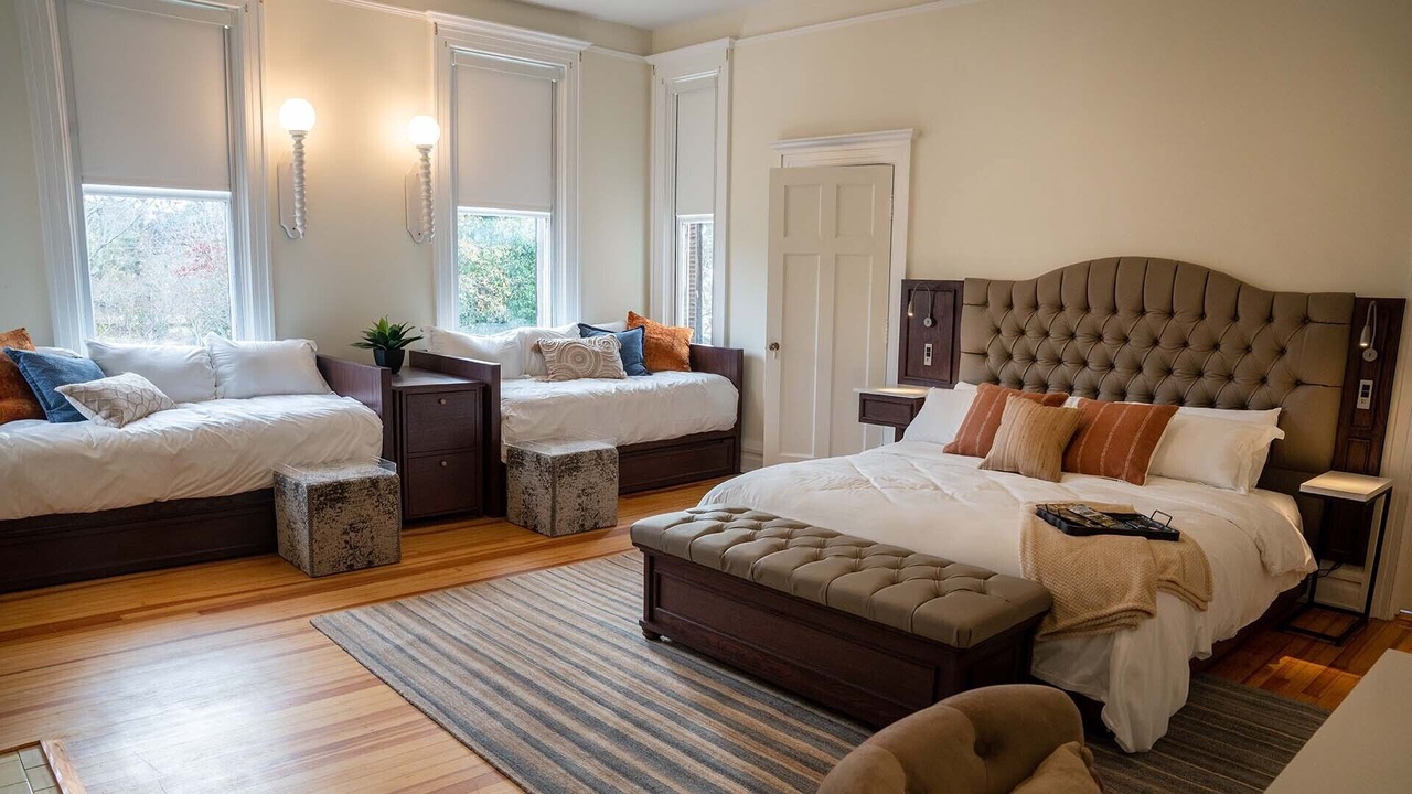 Photo of Bedroom in LaGrange