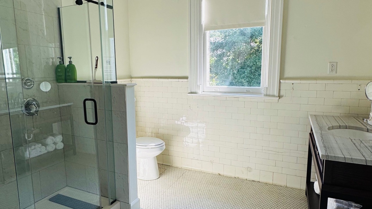 Photo of Bathroom in LaGrange