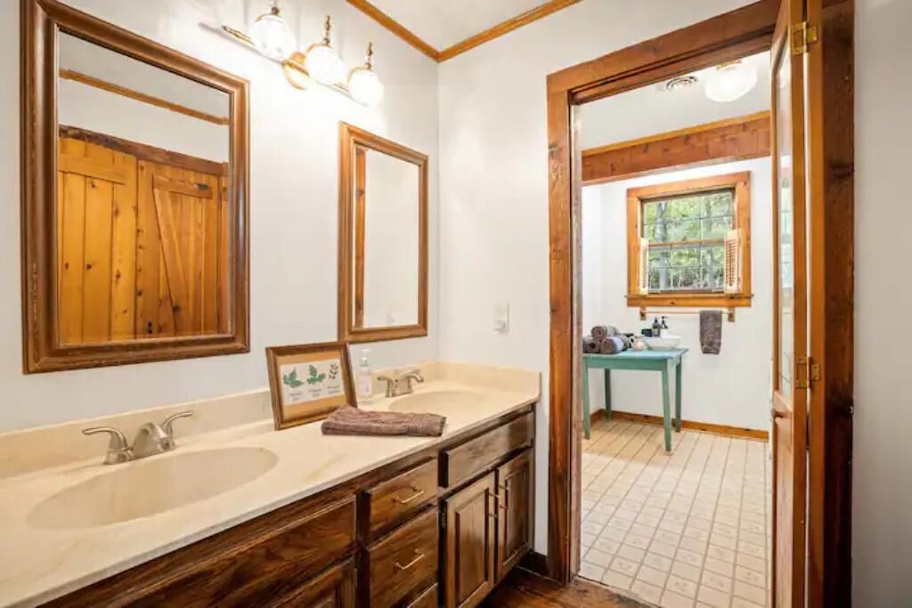 Photo of Bathroom in Kedron