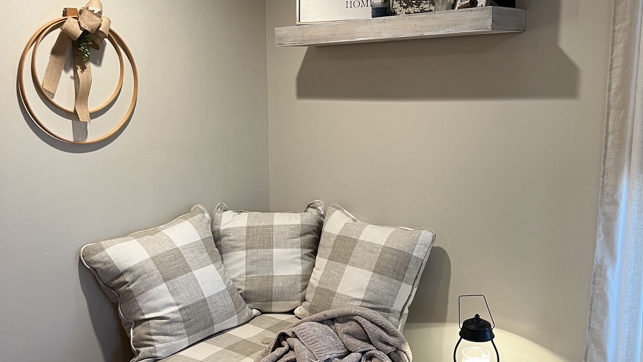 Photo of Livingroom in Dawn