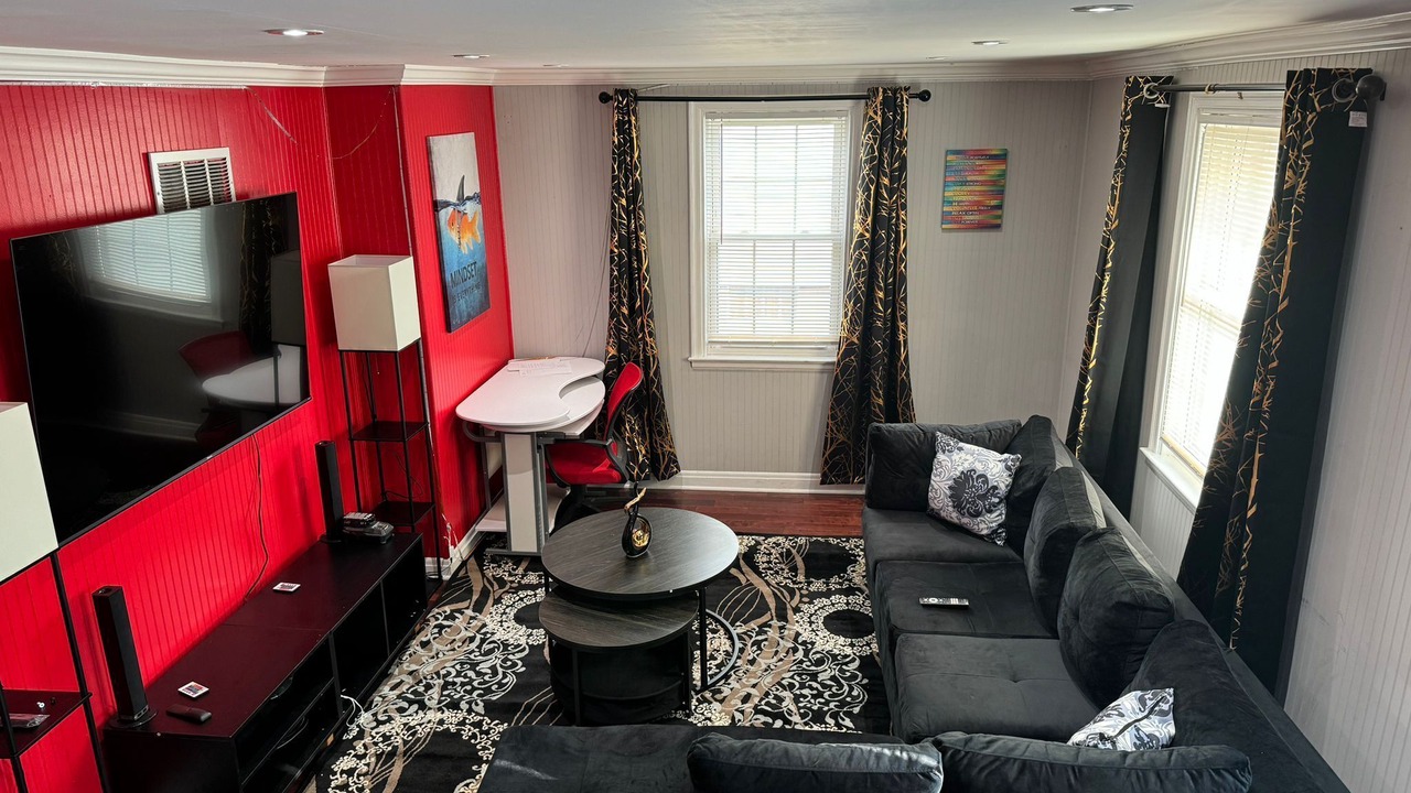 Photo of Livingroom in Towson