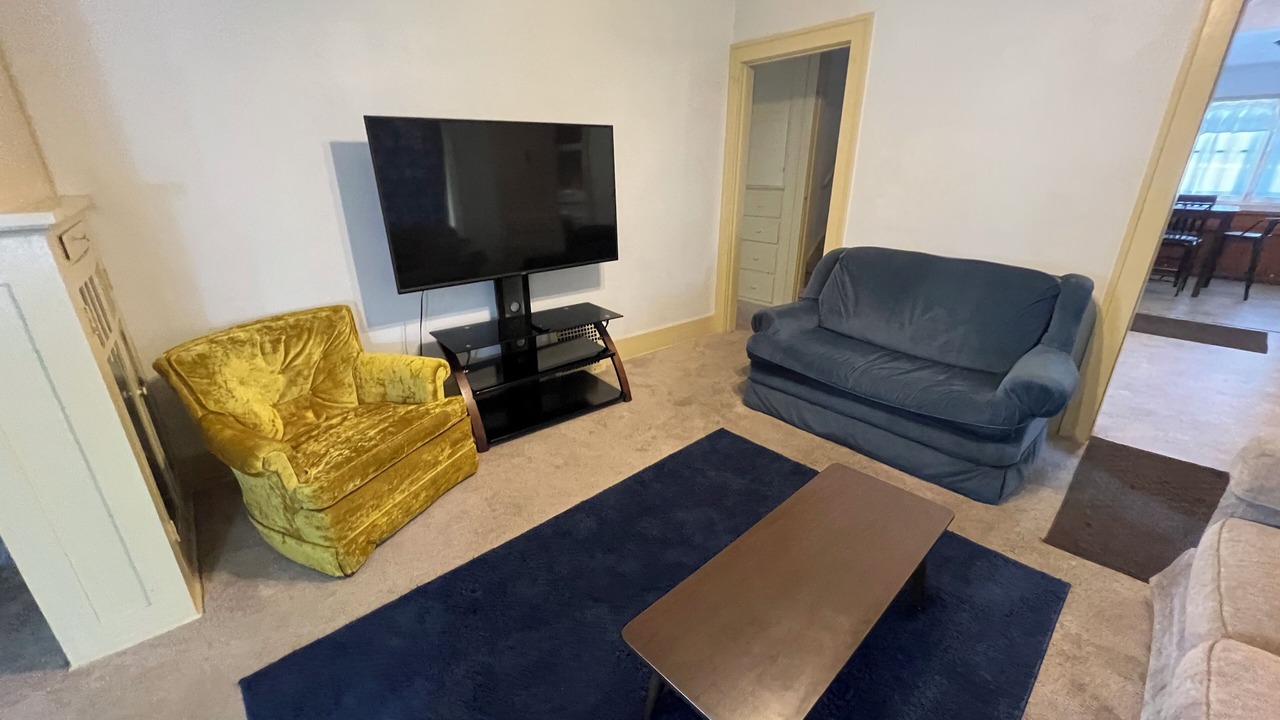 Photo of Livingroom in Cedar Rapids