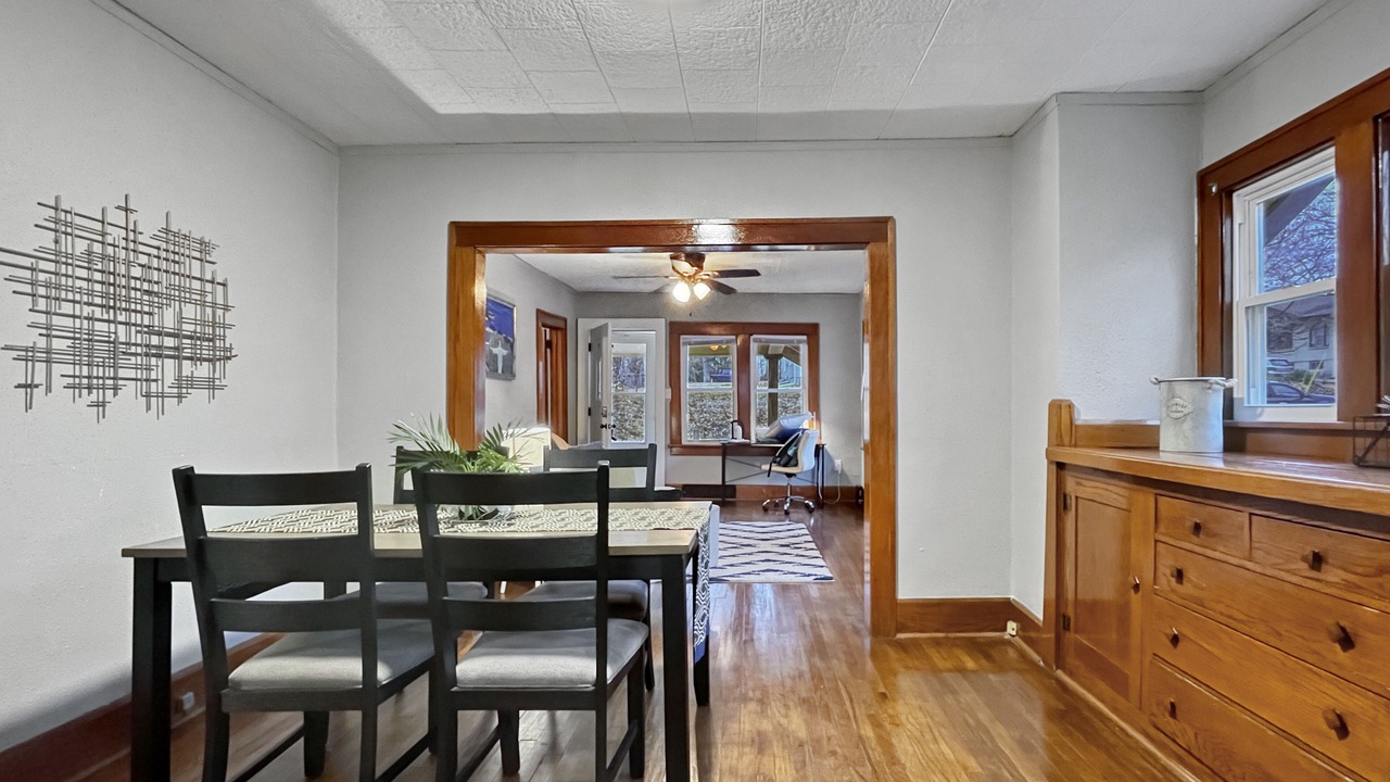 Photo of Livingroom in Des Moines