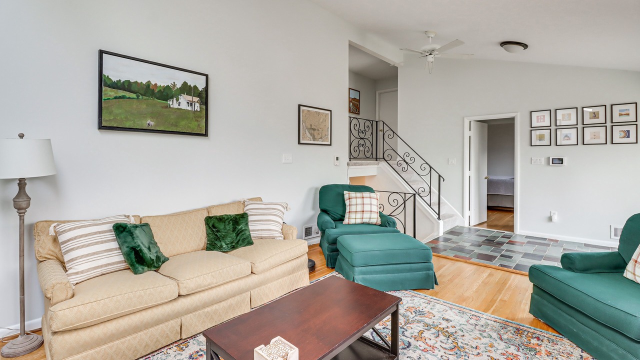 Photo of Livingroom in Kemp Mill