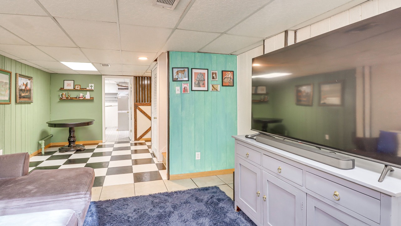 Photo of Livingroom in Kemp Mill