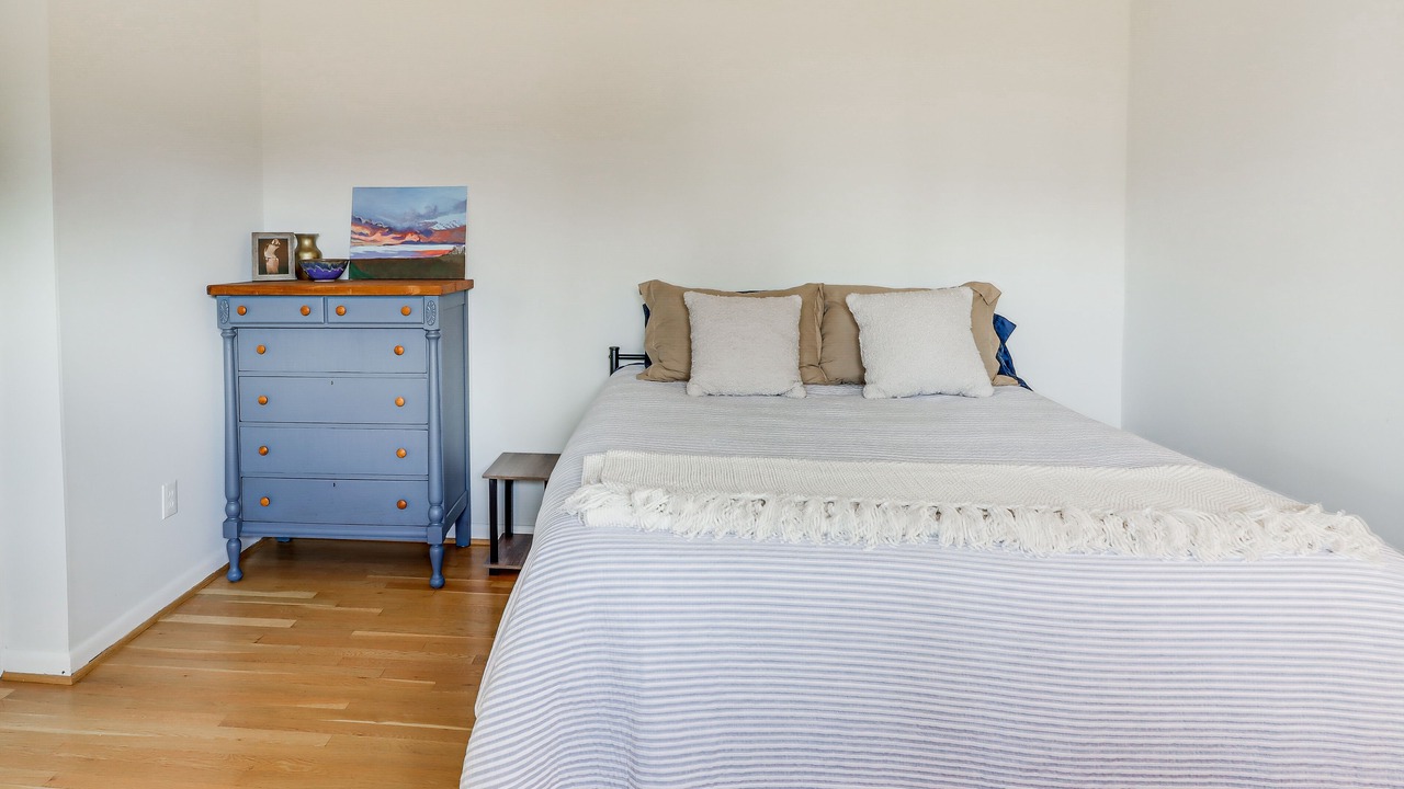 Photo of Bedroom in Kemp Mill