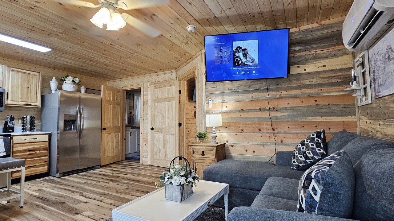 Photo of Livingroom in Tunnel Hill