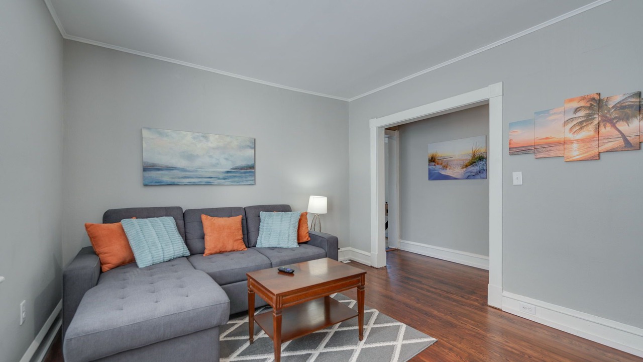 Photo of Livingroom in Newport News
