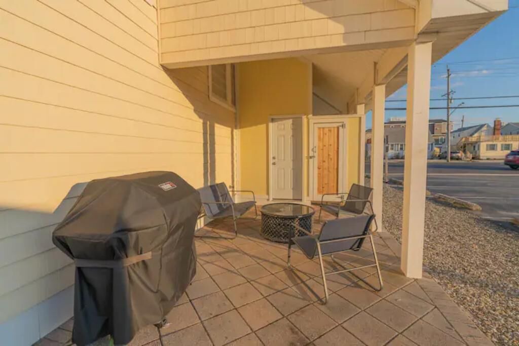 Photo of Patio Balcony in North Beach Haven