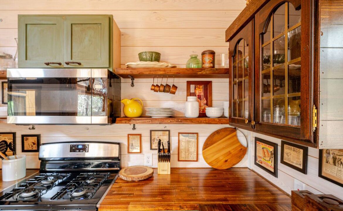 Photo of Kitchen in Adairsville