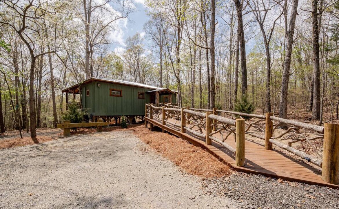 Photo of Outdoor in Adairsville