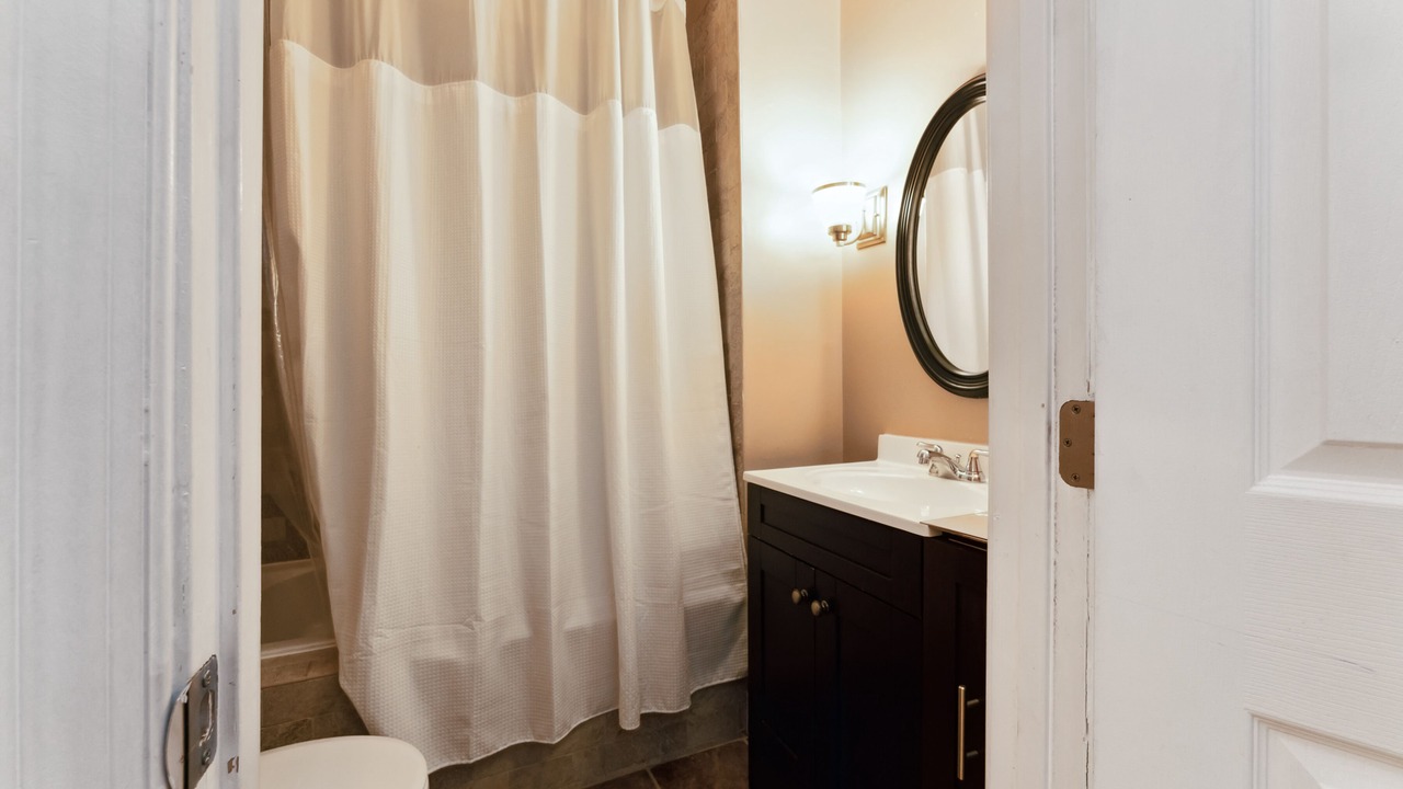 Photo of Bathroom in Downtown Baltimore