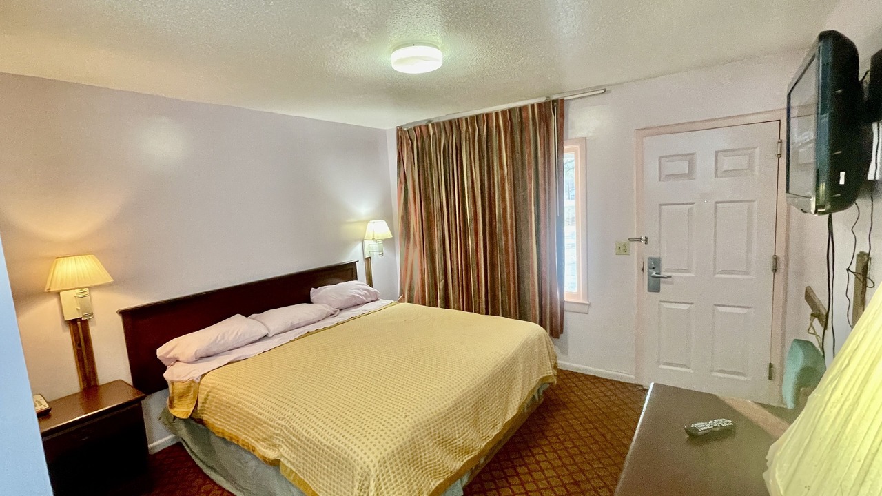 Photo of Bedroom in Mullins