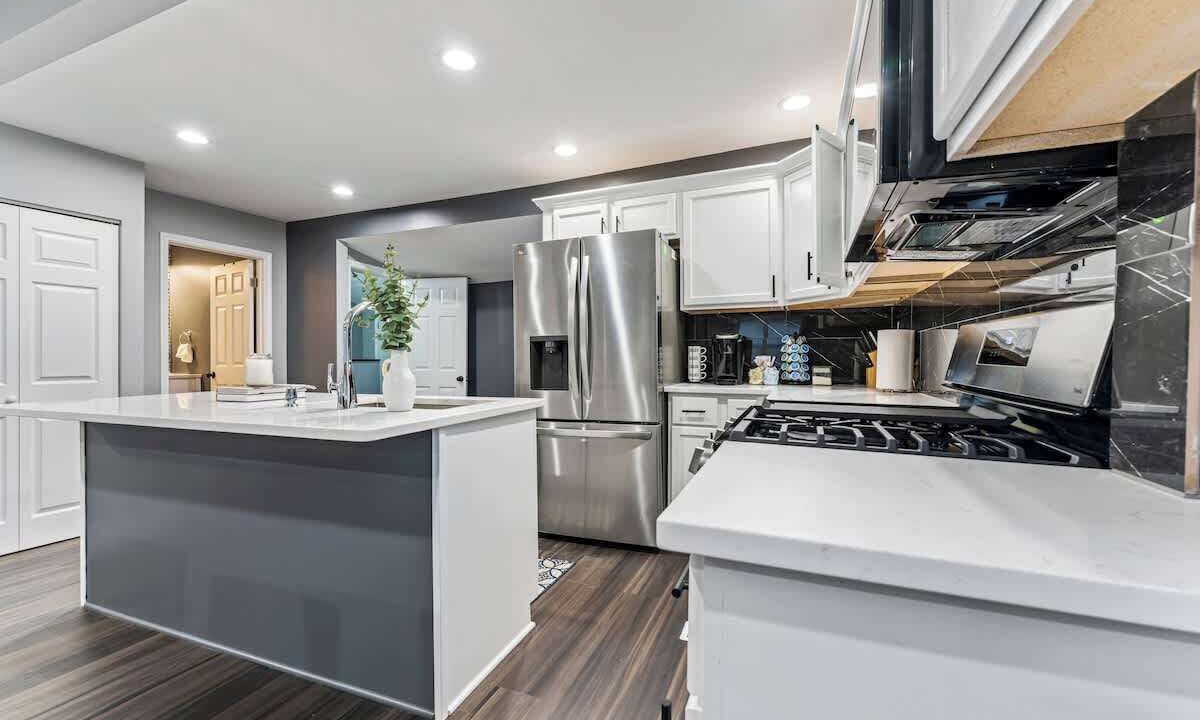 Photo of Others in Gages Lake