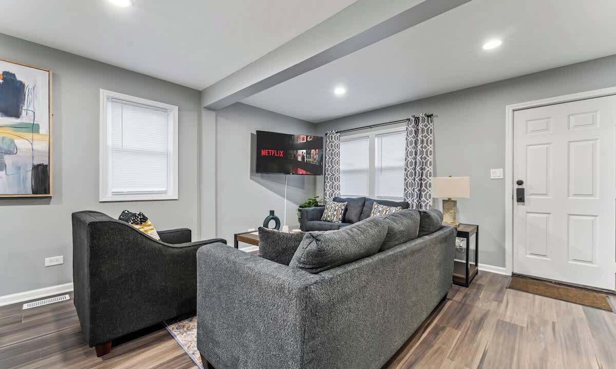 Photo of Livingroom in Gages Lake