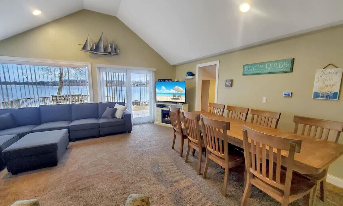 Photo of Livingroom in Arnolds Park