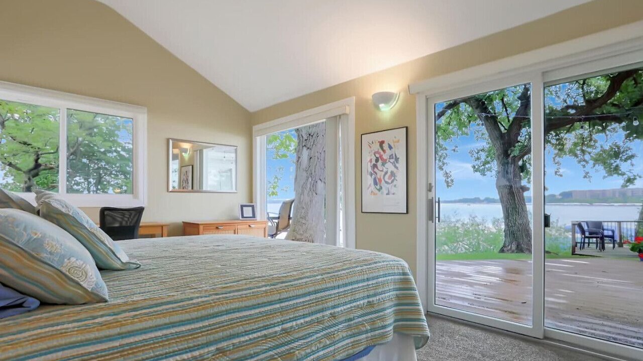 Photo of Bedroom in Arnolds Park