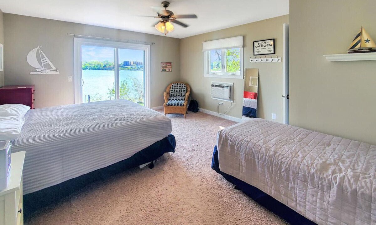 Photo of Bedroom in Arnolds Park