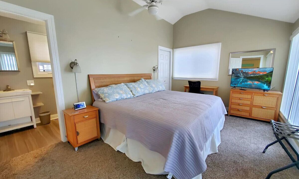 Photo of Bedroom in Arnolds Park