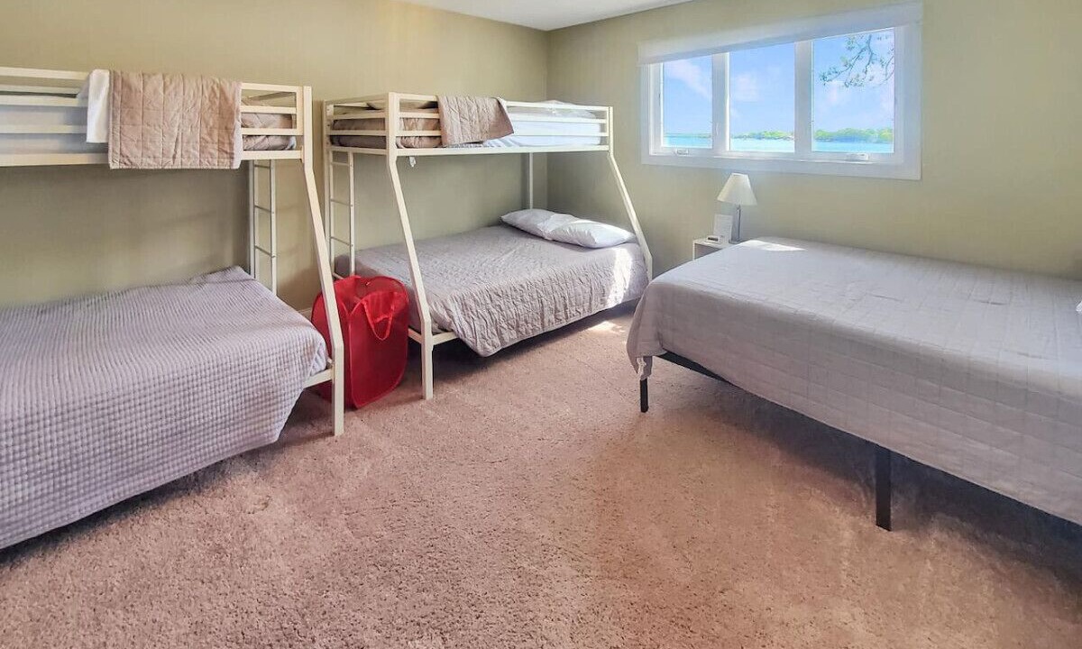 Photo of Bedroom in Arnolds Park