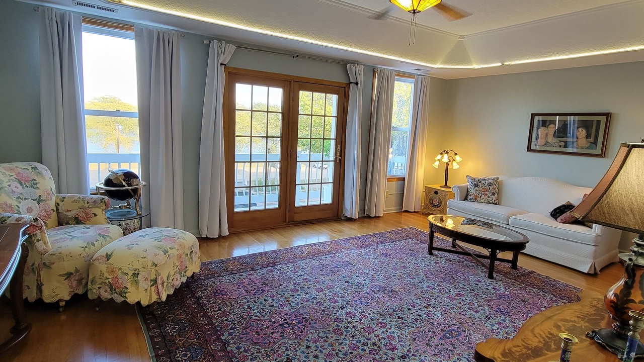 Photo of Livingroom in Bellevue