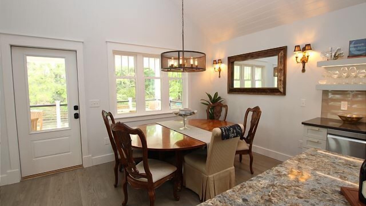 Photo of Outdoor in Country Club Estates