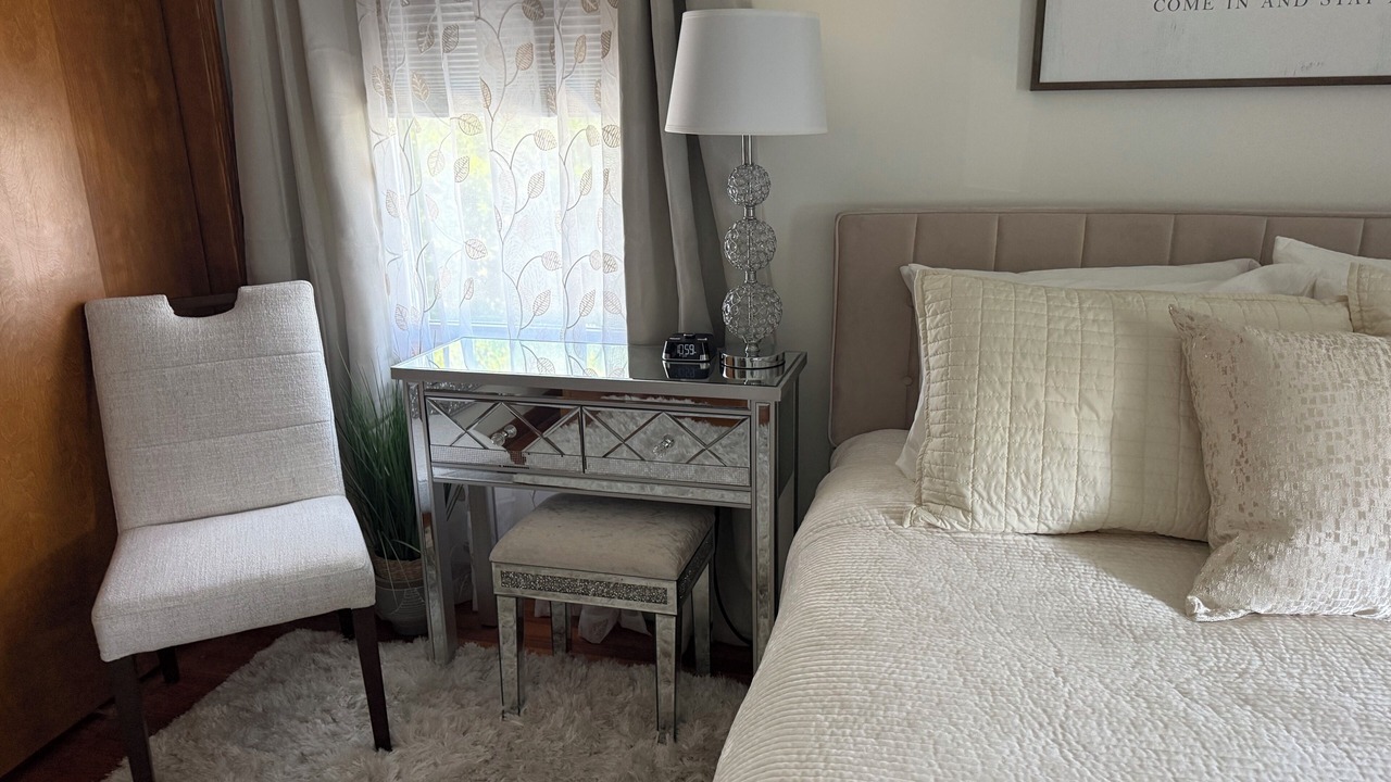 Photo of Bedroom in Dubuque