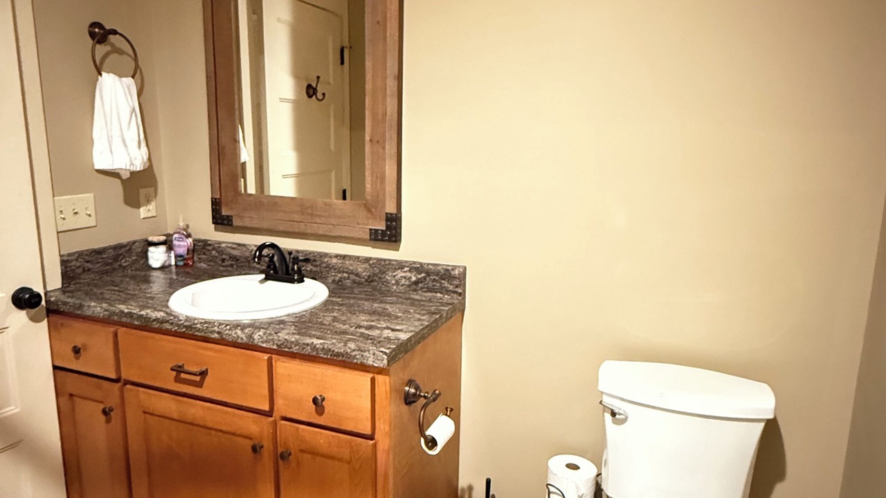Photo of Bathroom in Guntersville