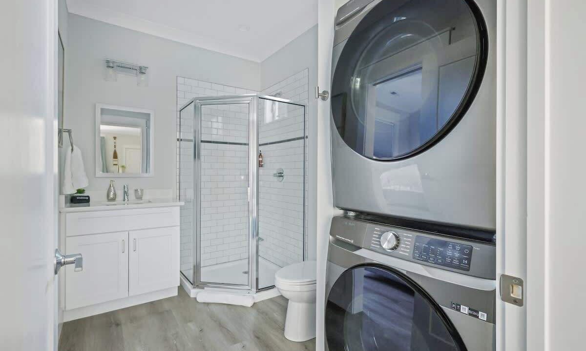 Photo of Bathroom in Downtown Wilmington