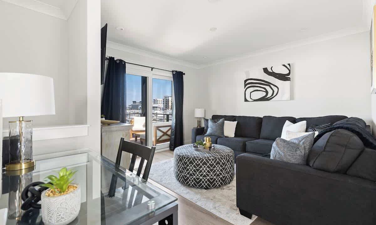 Photo of Livingroom in River District