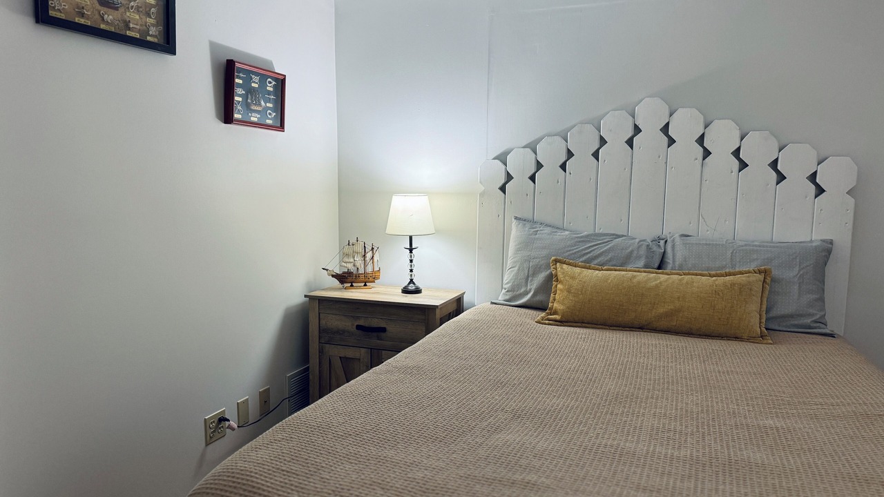 Photo of Bedroom in Teeds Grove