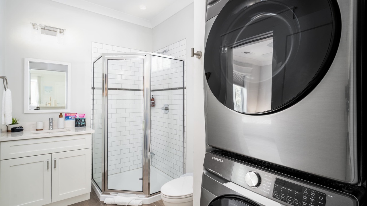 Photo of Bathroom in River District