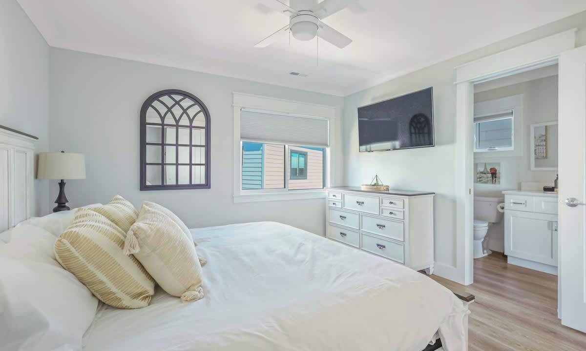 Photo of Bedroom in Wilmington Historic District